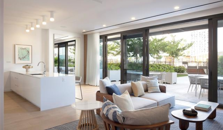 987 Queen Street,Honolulu,Hawaii,96814,1 Bedroom Bedrooms,1 BathroomBathrooms,Condo/Townhouse,Queen,35,18223416