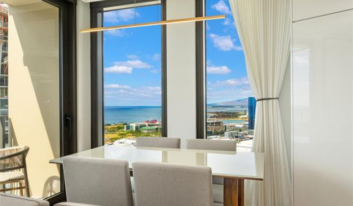 987 Queen Street,Honolulu,Hawaii,96814,1 Bedroom Bedrooms,1 BathroomBathrooms,Condo/Townhouse,Queen,35,18223416