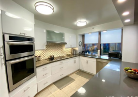 415 South Street,Honolulu,Hawaii,96813,2 Bedrooms Bedrooms,2 BathroomsBathrooms,Condo/Townhouse,South,2,18223417