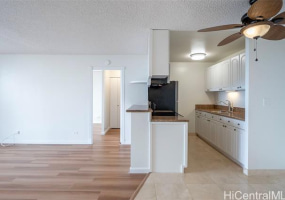 3045 Ala Napuaa Place,Honolulu,Hawaii,96818,2 Bedrooms Bedrooms,2 BathroomsBathrooms,Condo/Townhouse,Ala Napuaa,18,18224067