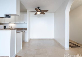 3045 Ala Napuaa Place,Honolulu,Hawaii,96818,2 Bedrooms Bedrooms,2 BathroomsBathrooms,Condo/Townhouse,Ala Napuaa,18,18224067