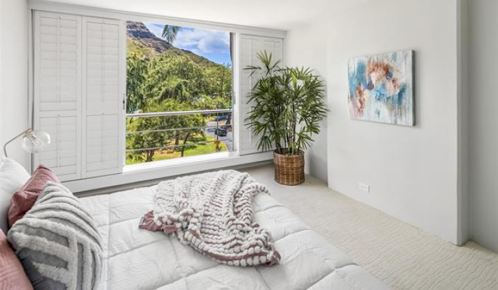 2979 Kalakaua Avenue,Honolulu,Hawaii,96815,2 Bedrooms Bedrooms,2 BathroomsBathrooms,Condo/Townhouse,Kalakaua,4,18224614