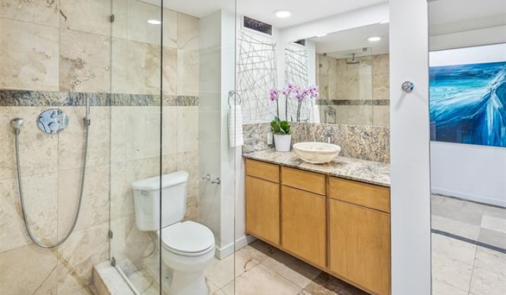 2979 Kalakaua Avenue,Honolulu,Hawaii,96815,2 Bedrooms Bedrooms,2 BathroomsBathrooms,Condo/Townhouse,Kalakaua,4,18224614