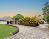 44-327 Kaneohe Bay Drive,Kaneohe,Hawaii,96744,8 ベッドルーム ベッドルーム,5 バスルームバスルーム,一戸建て,Kaneohe Bay,19391536
