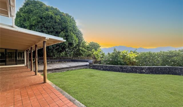 44-327 Kaneohe Bay Drive,Kaneohe,Hawaii,96744,8 ベッドルーム ベッドルーム,5 バスルームバスルーム,一戸建て,Kaneohe Bay,19391536