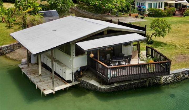 44-327 Kaneohe Bay Drive,Kaneohe,Hawaii,96744,8 ベッドルーム ベッドルーム,5 バスルームバスルーム,一戸建て,Kaneohe Bay,19391536