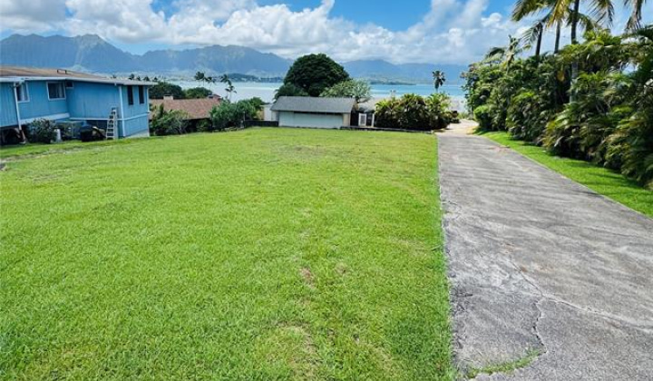 44-327 Kaneohe Bay Drive,Kaneohe,Hawaii,96744,8 ベッドルーム ベッドルーム,5 バスルームバスルーム,一戸建て,Kaneohe Bay,19391536