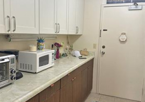 2465 Kuhio Avenue,Honolulu,Hawaii,96815,2 ベッドルーム ベッドルーム,2 バスルームバスルーム,コンド / タウンハウス,Kuhio,5,18224775
