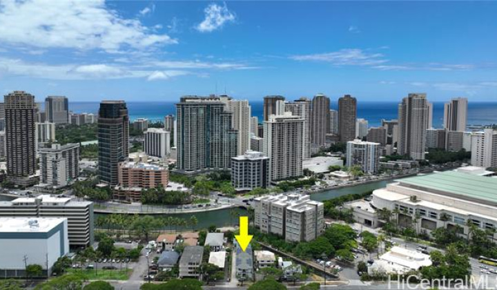 1867 Kapiolani Boulevard,Honolulu,Hawaii,96826,5 ベッドルーム ベッドルーム,3 バスルームバスルーム,一戸建て,Kapiolani,18225774