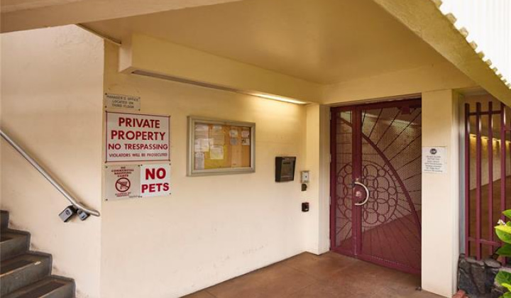 1655 Makaloa Street,Honolulu,Hawaii,96814,1 ベッドルーム ベッドルーム,1 バスルームバスルーム,コンド / タウンハウス,Makaloa,18,19393045