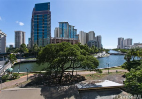 620 Mccully Street,Honolulu,Hawaii,96826,2 ベッドルーム ベッドルーム,1 バスルームバスルーム,コンド / タウンハウス,Mccully,5,18226226