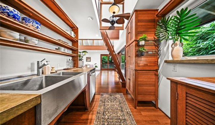 380 Portlock Road,Honolulu,Hawaii,96825,3 ベッドルーム ベッドルーム,4 バスルームバスルーム,一戸建て,Portlock,19393138