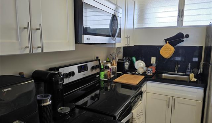 555 大学 Avenue,Honolulu,Hawaii,96826,1 ベッドルーム ベッドルーム,1 バスルームバスルーム,コンド / タウンハウス,University,25,18226905
