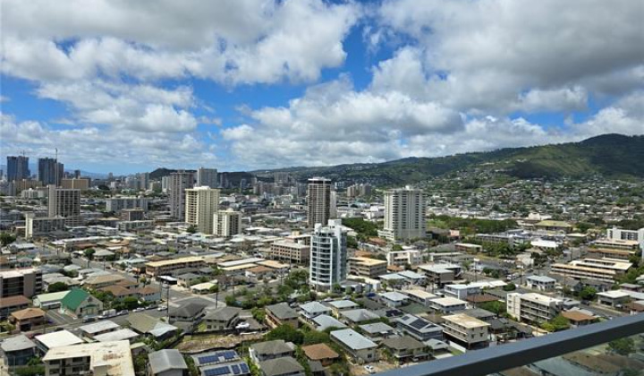 555 大学 Avenue,Honolulu,Hawaii,96826,1 ベッドルーム ベッドルーム,1 バスルームバスルーム,コンド / タウンハウス,University,25,18226905