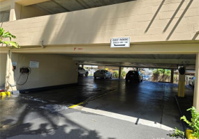 555 大学 Avenue,Honolulu,Hawaii,96826,1 ベッドルーム ベッドルーム,1 バスルームバスルーム,コンド / タウンハウス,University,25,18226905