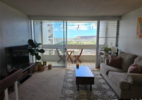 555 大学 Avenue,Honolulu,Hawaii,96826,1 ベッドルーム ベッドルーム,1 バスルームバスルーム,コンド / タウンハウス,University,25,18226905