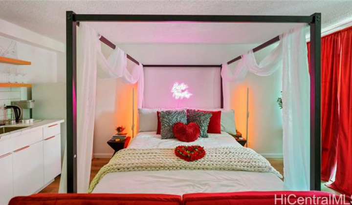 445 seaside Avenue,Honolulu,Hawaii,96815,1 BathroomBathrooms,Condo/Townhouse,seaside,15,18690838