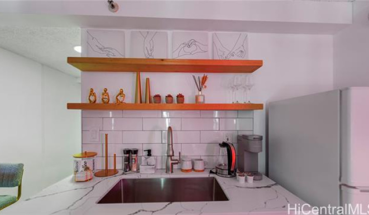 445 seaside Avenue,Honolulu,Hawaii,96815,1 BathroomBathrooms,Condo/Townhouse,seaside,15,18690838