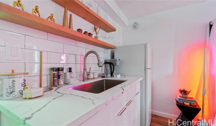 445 seaside Avenue,Honolulu,Hawaii,96815,1 BathroomBathrooms,Condo/Townhouse,seaside,15,18690838