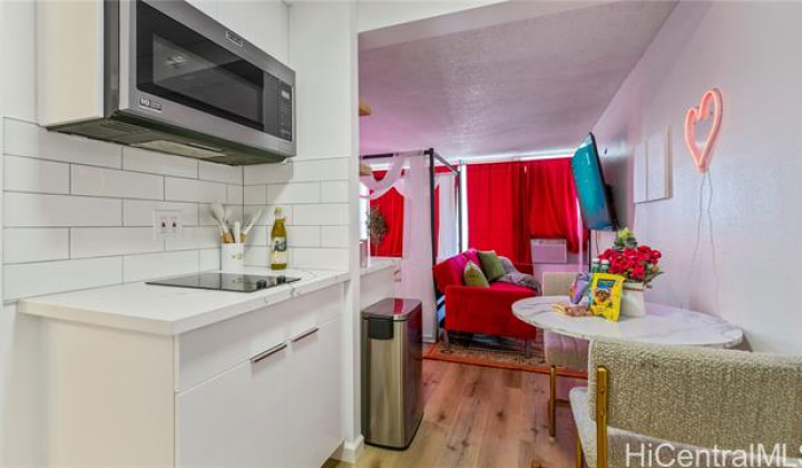 445 seaside Avenue,Honolulu,Hawaii,96815,1 BathroomBathrooms,Condo/Townhouse,seaside,15,18690838