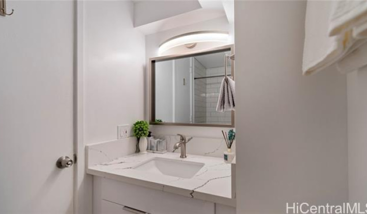445 seaside Avenue,Honolulu,Hawaii,96815,1 BathroomBathrooms,Condo/Townhouse,seaside,15,18690838