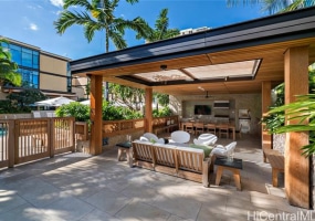 360 Puuikena Drive,Honolulu,Hawaii,96821,5 Bedrooms Bedrooms,6 BathroomsBathrooms,Single family,Puuikena,17095345