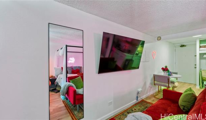 445 seaside Avenue,Honolulu,Hawaii,96815,1 BathroomBathrooms,Condo/Townhouse,seaside,15,18690838