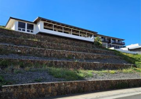 5576 Poola Street,Honolulu,Hawaii,96821,4 Bedrooms Bedrooms,3 BathroomsBathrooms,Single family,Poola,17774396