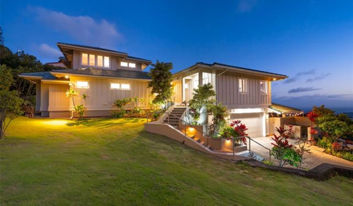 2277 Halakau Street,Honolulu,Hawaii,96821,4 ベッドルーム ベッドルーム,5 バスルームバスルーム,一戸建て,Halakau,18691280