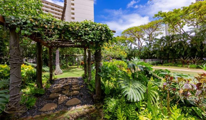 1551 Ala Wai Boulevard,Honolulu,Hawaii,96815,2 ベッドルーム ベッドルーム,2 バスルームバスルーム,コンド / タウンハウス,Ala Wai,29,18691403