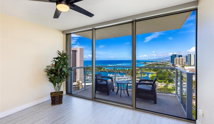 1551 Ala Wai Boulevard,Honolulu,Hawaii,96815,2 ベッドルーム ベッドルーム,2 バスルームバスルーム,コンド / タウンハウス,Ala Wai,29,18691403