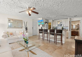2442 Kuhio Avenue,Honolulu,Hawaii,96815,2 ベッドルーム ベッドルーム,1 バスルームバスルーム,コンド / タウンハウス,Kuhio,11,18228596