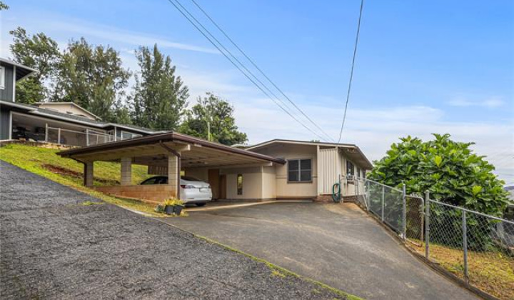 45-595 Keaahala Road,Kaneohe,Hawaii,96744,3 Bedrooms Bedrooms,1 BathroomBathrooms,Single family,Keaahala,18228871