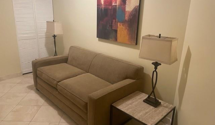 1088 Bishop Street,Honolulu,Hawaii,96813,1 Bedroom Bedrooms,1 BathroomBathrooms,Condo/Townhouse,Bishop,36,19394754