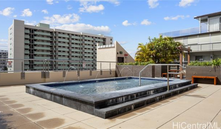 1717 Mott Smith Drive,Honolulu,Hawaii,96822,1 Bedroom Bedrooms,1 BathroomBathrooms,Condo/Townhouse,Mott Smith,25,18229619
