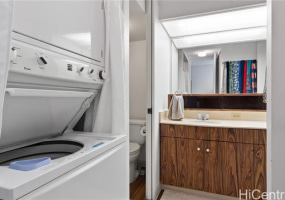 1717 Mott Smith Drive,Honolulu,Hawaii,96822,1 Bedroom Bedrooms,1 BathroomBathrooms,Condo/Townhouse,Mott Smith,25,18229619