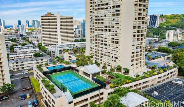1717 Mott Smith Drive,Honolulu,Hawaii,96822,1 Bedroom Bedrooms,1 BathroomBathrooms,Condo/Townhouse,Mott Smith,25,18229619