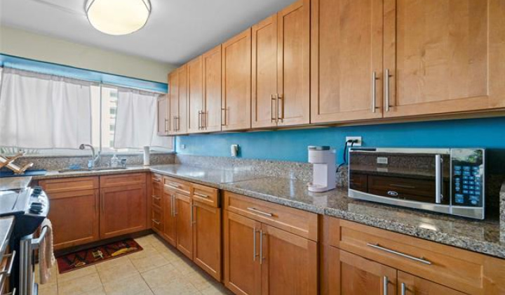 419 Keoniana Street,Honolulu,Hawaii,96815,2 ベッドルーム ベッドルーム,2 バスルームバスルーム,コンド / タウンハウス,Keoniana,6,19395347