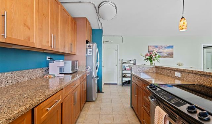 419 Keoniana Street,Honolulu,Hawaii,96815,2 ベッドルーム ベッドルーム,2 バスルームバスルーム,コンド / タウンハウス,Keoniana,6,19395347