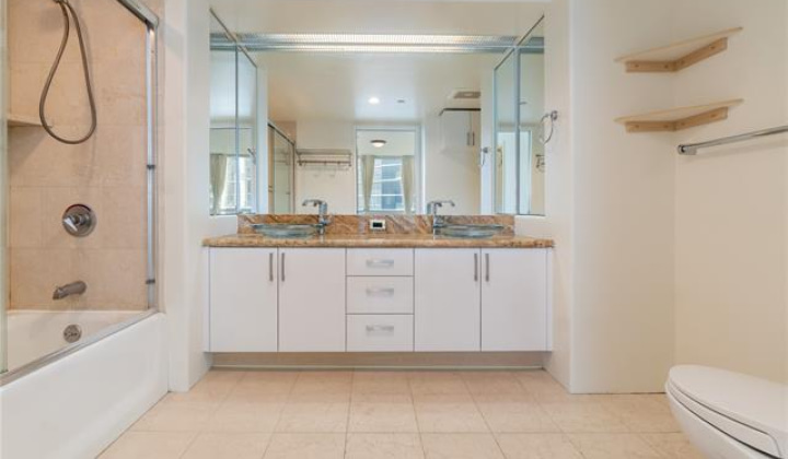 88 Piikoi Street,Honolulu,Hawaii,96814,2 Bedrooms Bedrooms,2 BathroomsBathrooms,Condo/Townhouse,Piikoi,35,18230064