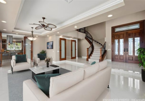 4767 Kahala Avenue,Honolulu,Hawaii,96816,4 ベッドルーム ベッドルーム,4 バスルームバスルーム,一戸建て,Kahala,18693093
