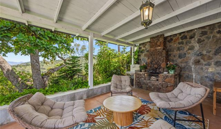 3637 Nihipali Place,Honolulu,Hawaii,96816,4 ベッドルーム ベッドルーム,3 バスルームバスルーム,一戸建て,Nihipali,18693094