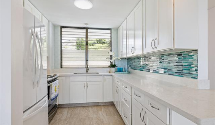 6770 Hawaii Kai Drive,Honolulu,Hawaii,96825,2 Bedrooms Bedrooms,2 BathroomsBathrooms,Condo/Townhouse,Hawaii Kai,206,18230948