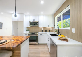 4611 Aliikoa Street,Honolulu,Hawaii,96821,3 Bedrooms Bedrooms,1 BathroomBathrooms,Single family,Aliikoa,18231088