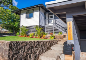 4611 Aliikoa Street,Honolulu,Hawaii,96821,3 Bedrooms Bedrooms,1 BathroomBathrooms,Single family,Aliikoa,18231088