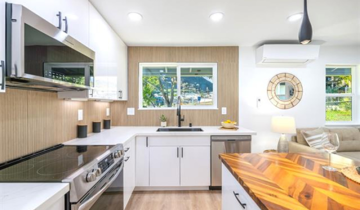 4611 Aliikoa Street,Honolulu,Hawaii,96821,3 Bedrooms Bedrooms,1 BathroomBathrooms,Single family,Aliikoa,18231088