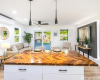 4611 Aliikoa Street,Honolulu,Hawaii,96821,3 Bedrooms Bedrooms,1 BathroomBathrooms,Single family,Aliikoa,18231088