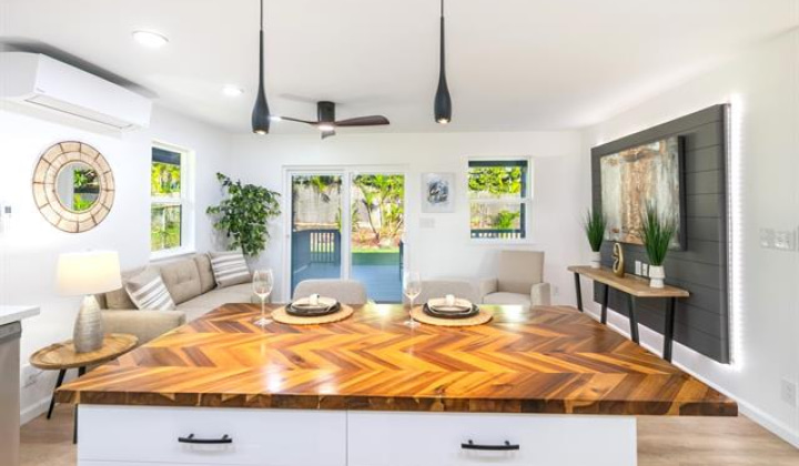 4611 Aliikoa Street,Honolulu,Hawaii,96821,3 Bedrooms Bedrooms,1 BathroomBathrooms,Single family,Aliikoa,18231088