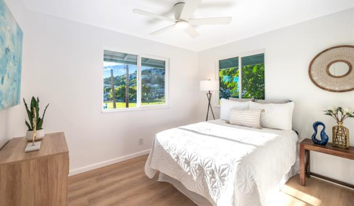 4611 Aliikoa Street,Honolulu,Hawaii,96821,3 Bedrooms Bedrooms,1 BathroomBathrooms,Single family,Aliikoa,18231088