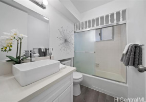 1111 Wilder Avenue,Honolulu,Hawaii,96822,2 ベッドルーム ベッドルーム,2 バスルームバスルーム,コンド / タウンハウス,Wilder,10,18231408